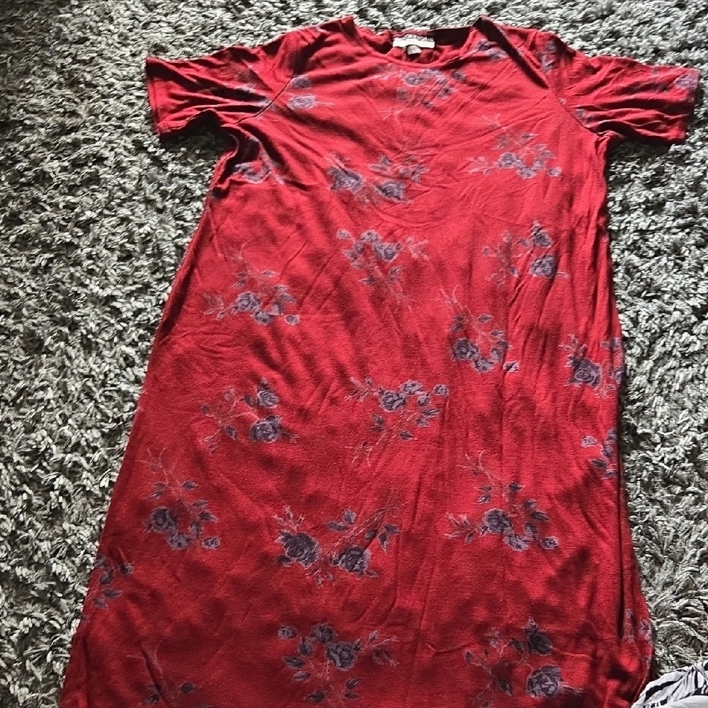 Notations Red Floral Maxi Dress